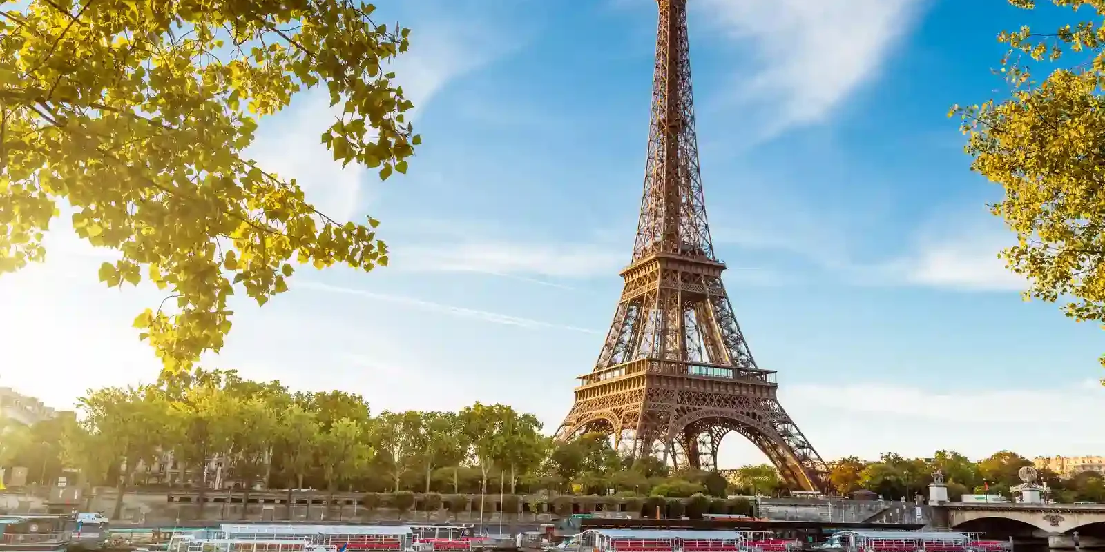 Indian tourists can now Pay in UPI for visiting Eiffel Tower