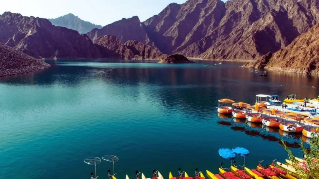 The calm waters of Hatta