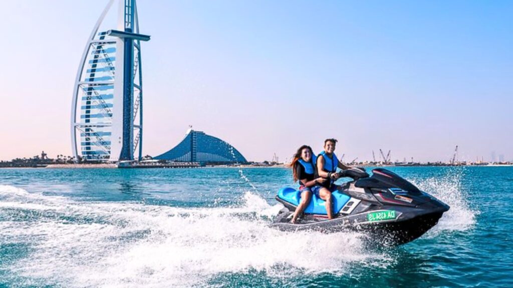 jet skiing dubai