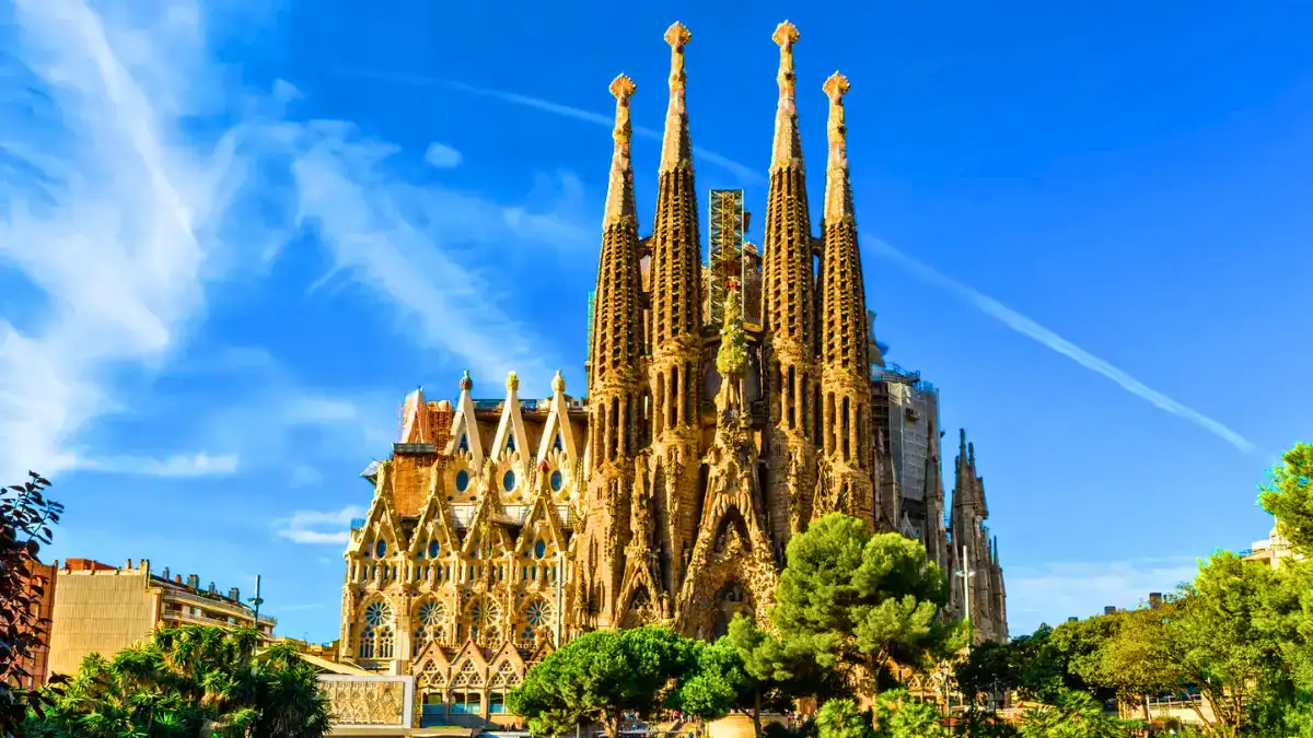 La Sagrada Familia and Gaudi Architecture in Barcelona