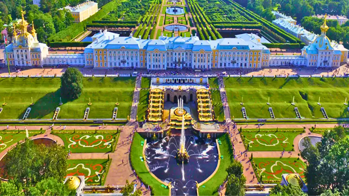 Peterhof Palace 