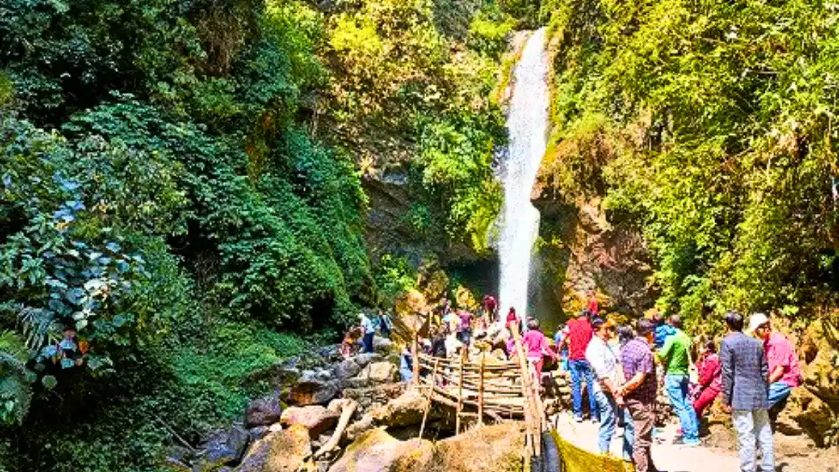 Kanchenjunga Falls