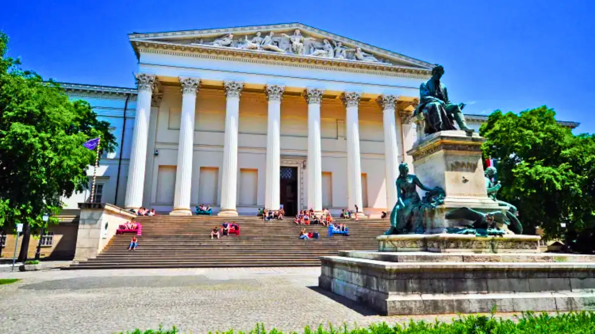 Hungarian National Museum