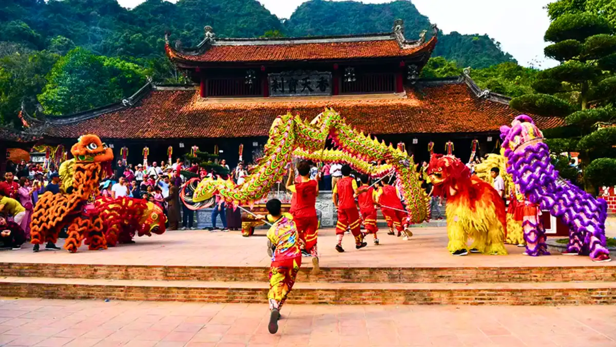 Perfume Pagoda Festival