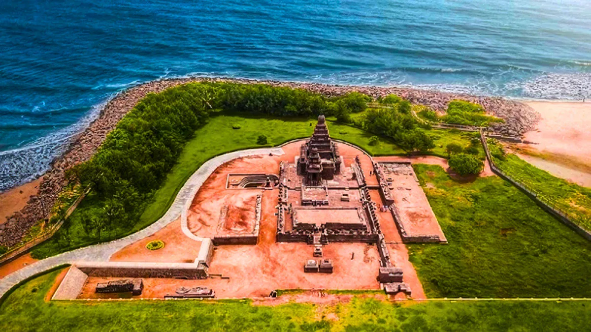 Mahabalipuram Beach, Tamil Nadu