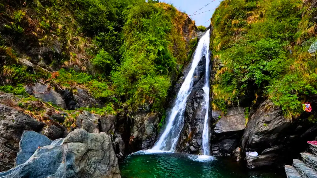 Bhagsu Waterfall