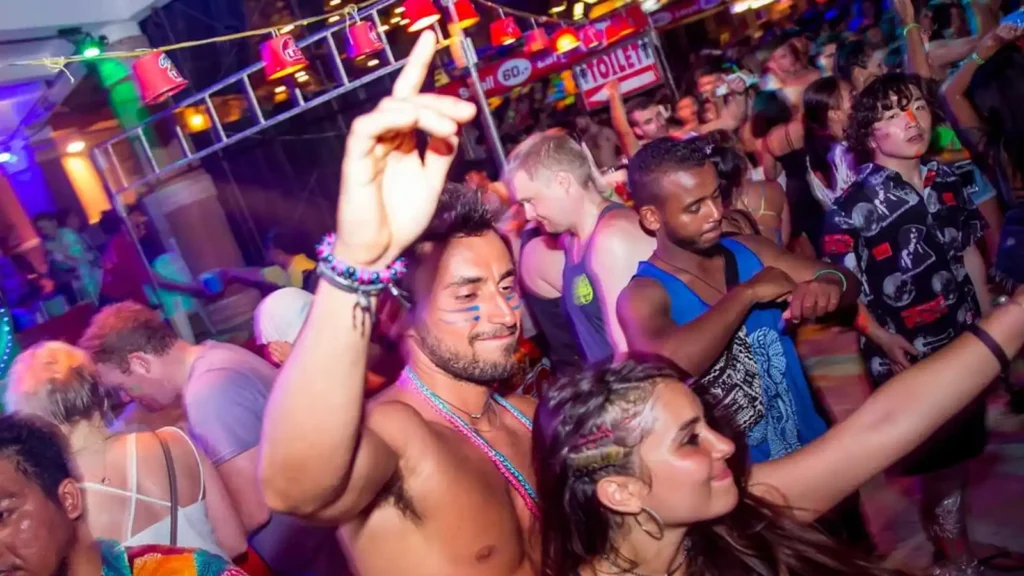 TripFactorys Full Moon Party Package