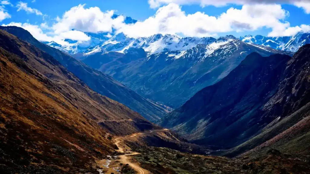 Thangu Valley