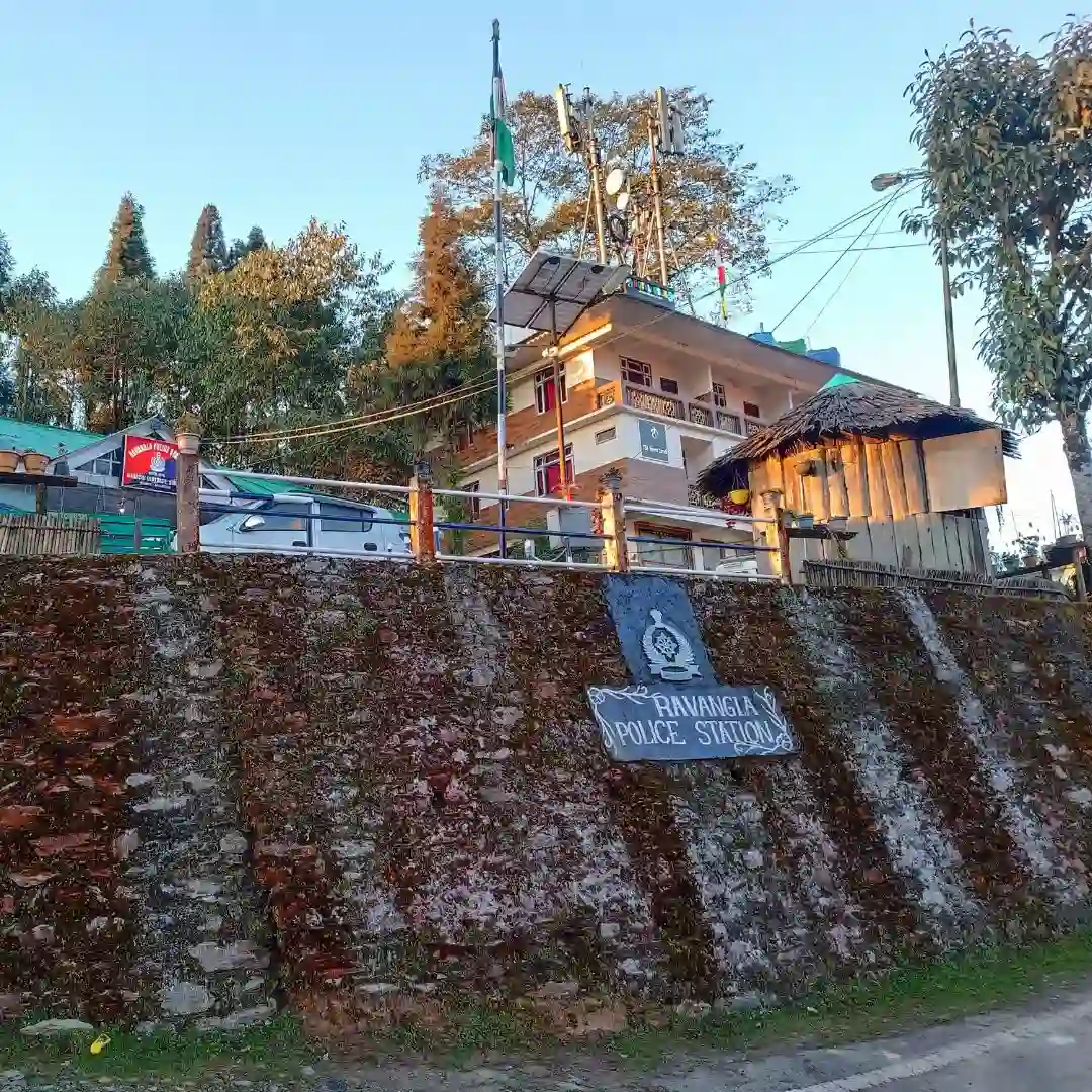 Ravangla Travel Guide : Best Time , Places , Weather, Stay and Travel Tips 4 Ravangla Police Station