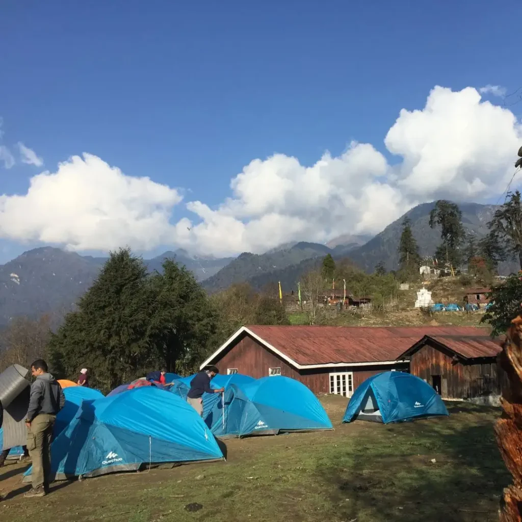 Khangchendzonga National Park Guide: How to Reach , Photos , Wildlife & Tips 7 Khangchendzonga National Park tent