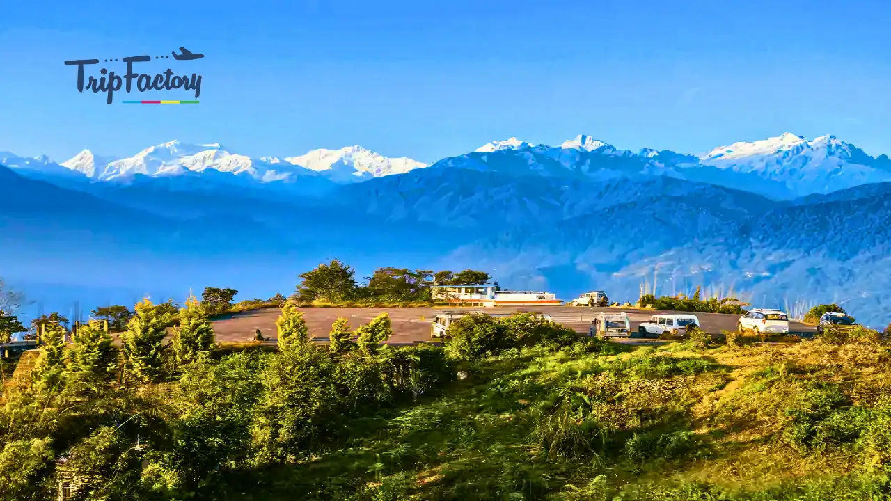 Pelling in April