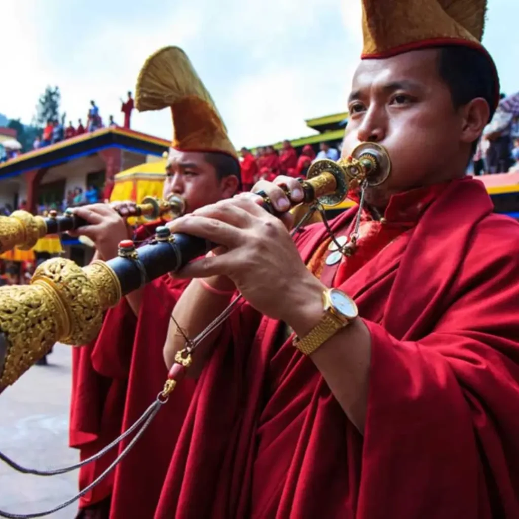Culture of Sikkim: Tradition , Food & Art, Music, Dance & Image 7 Monks presenting Sikkim culture