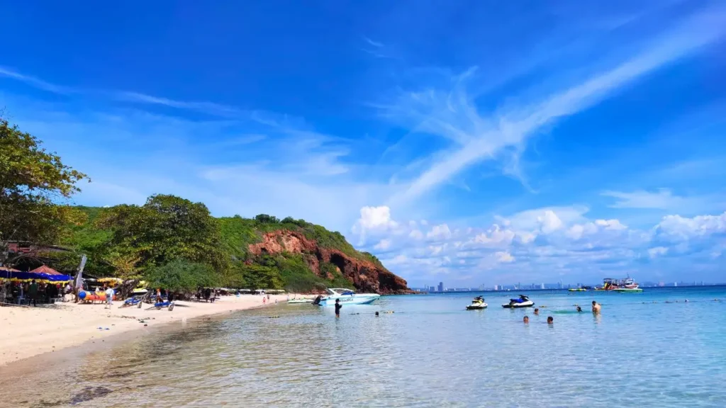 Ko Lan near Bangkok, Thailand