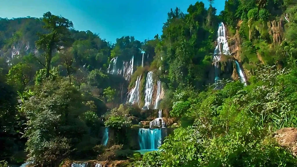 The Thi Lo Su Waterfall is the largest and highest waterfall in Thailand