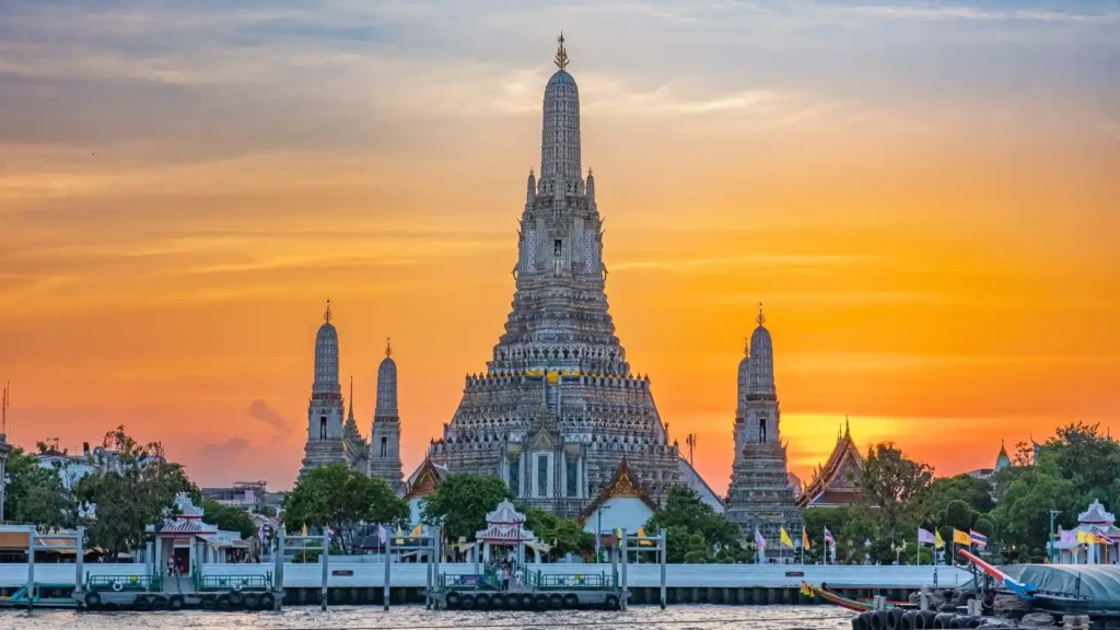 Photo of Wat Arun temple of Bangkok