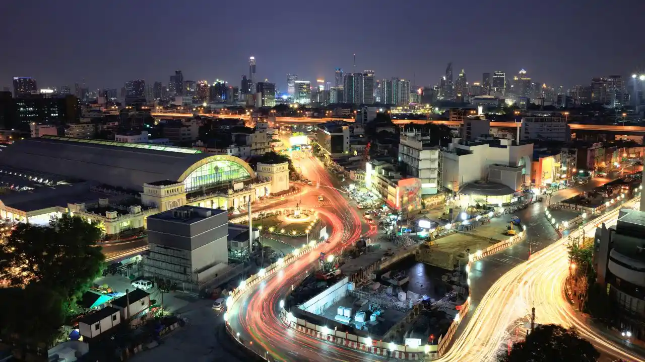 Bangkok Railway Station, named Hua Lamphong