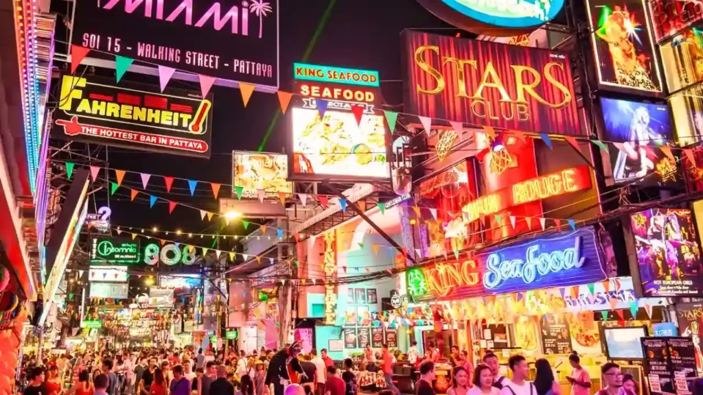 Enjoy Nightlife at Walking Street in Pattaya