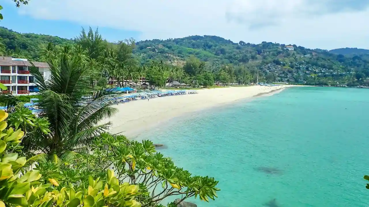Kata Noi Beach