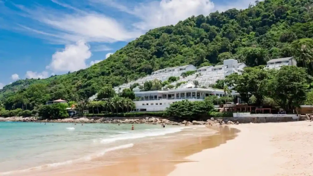 Nai Harn Beach