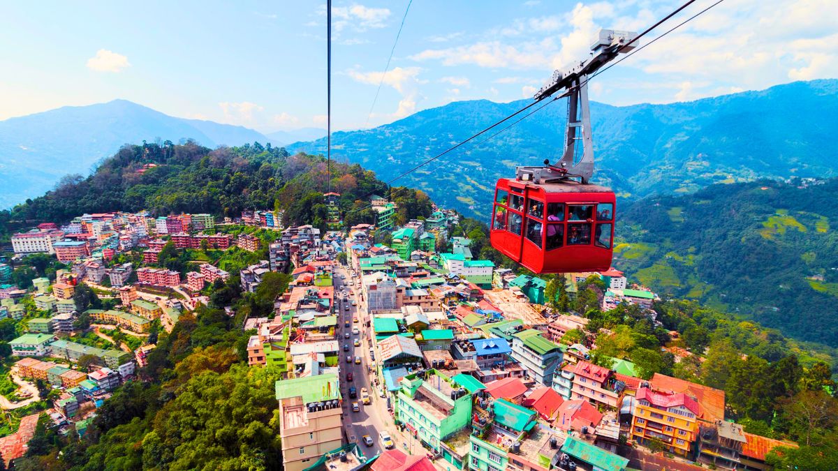 Things to do in Sikkim Ride in a cable car at Gangtok