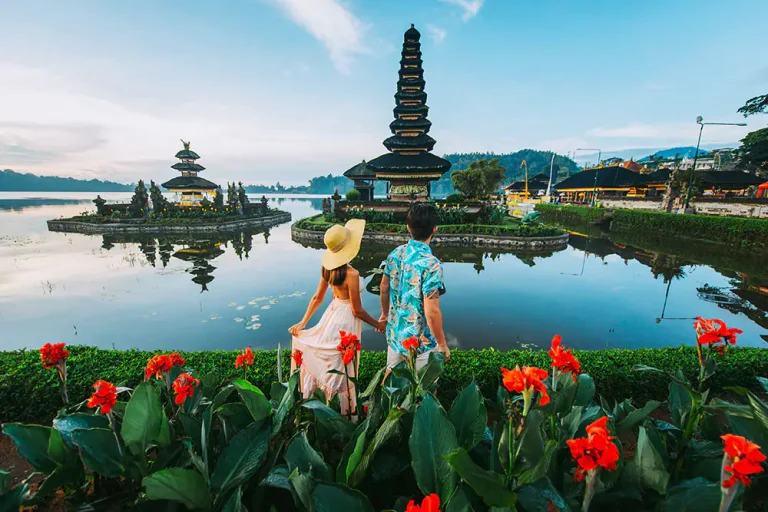 1000x667 Bali Indonesia Cruise Norwegian couple