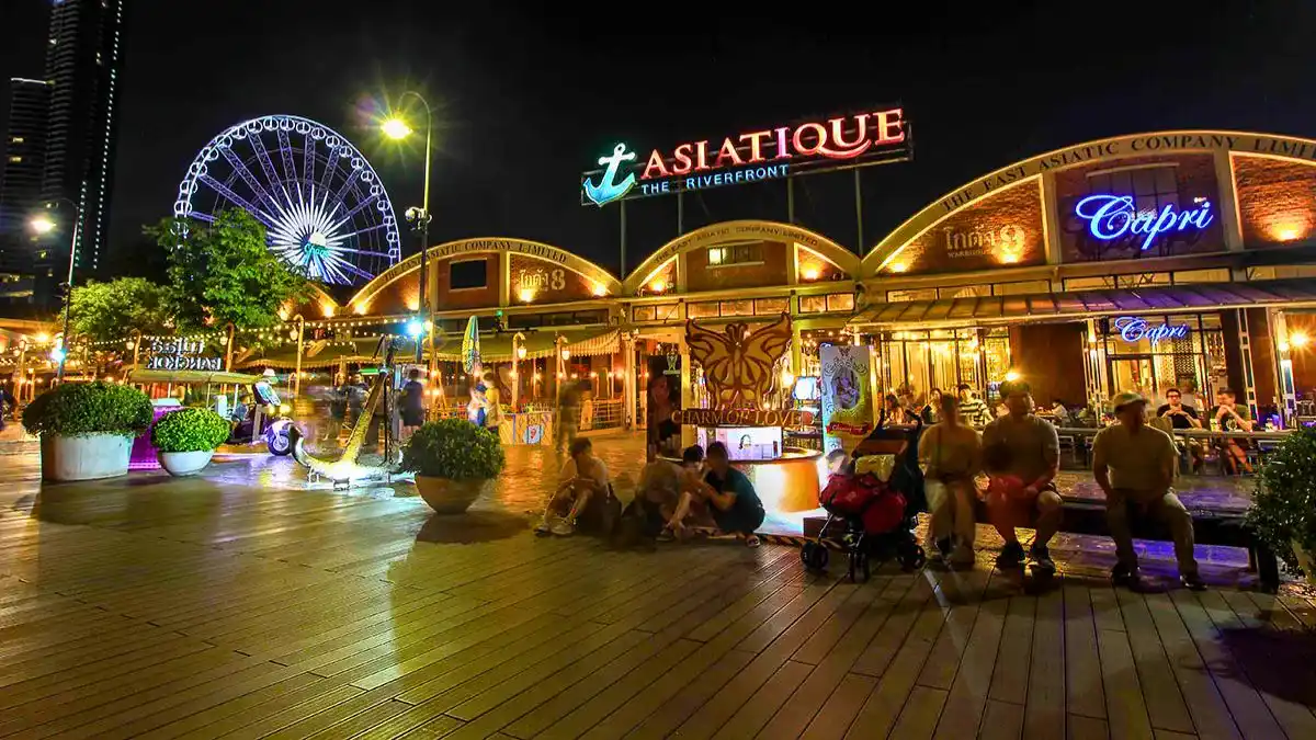 Asiatique The Riverfront