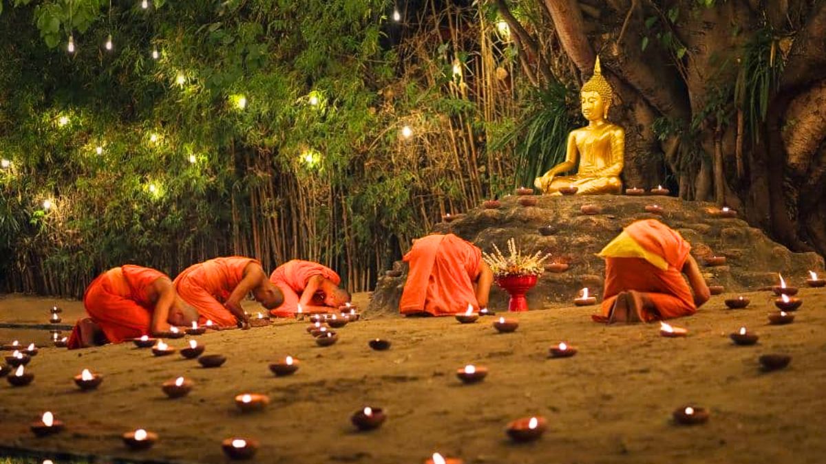 Asahna Bucha Day