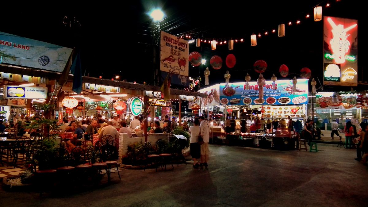 Chiang Mai Night Bazaar