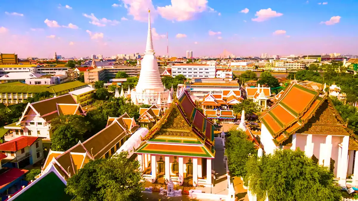 Meditate at Wat Pho