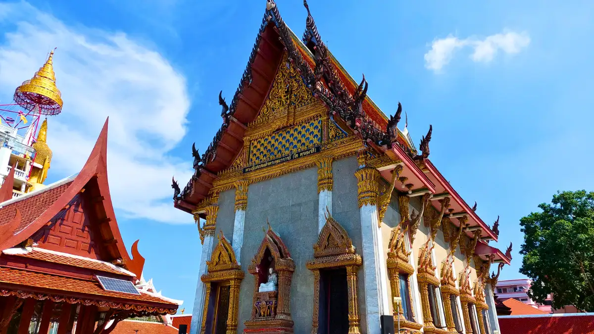 Wat Intharawihan