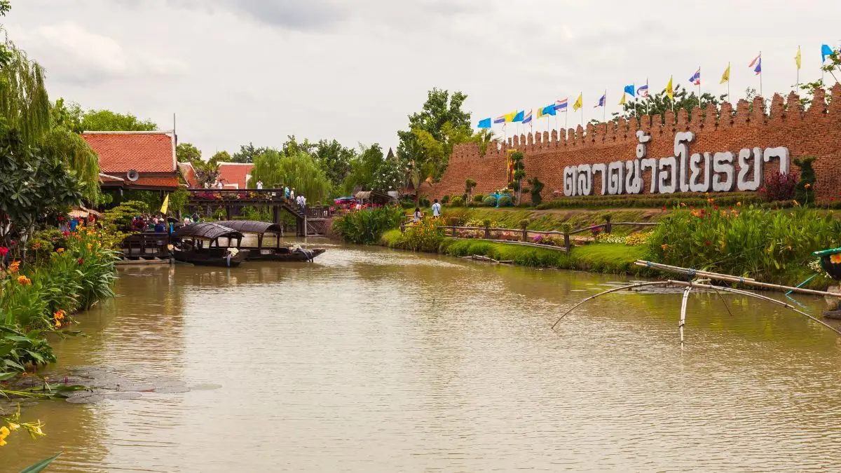 Ayutthaya Floating Markets