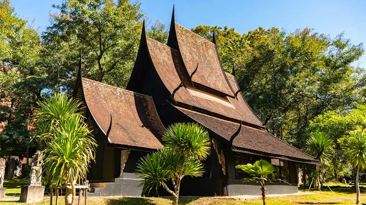 Baan Dam Museum (Black House)