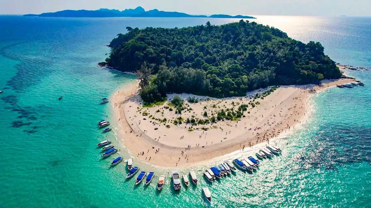 Bamboo Island (Ko Mai Phai)