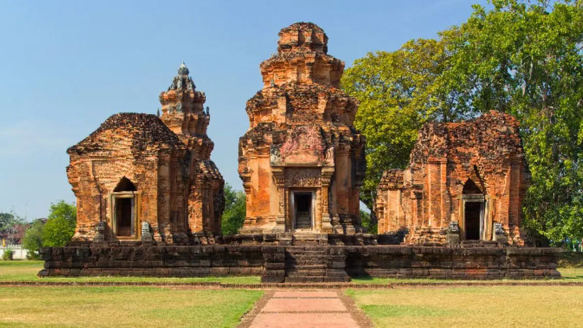 Prasat Hin Phanom Wan