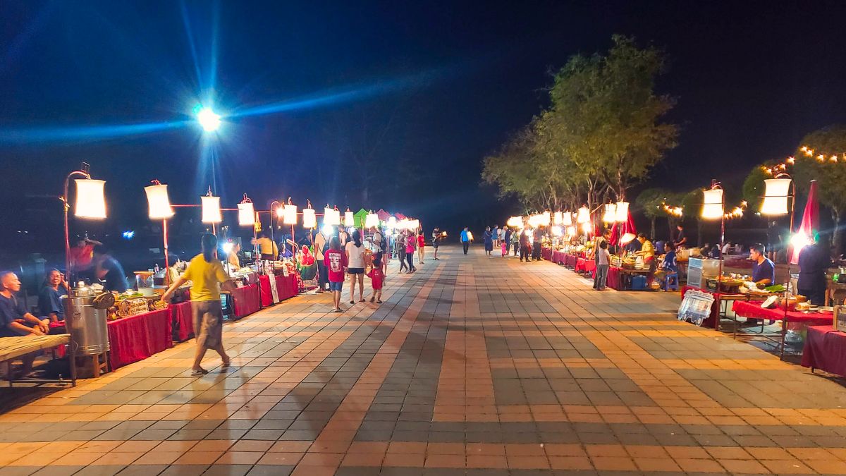 Sukhothai Night Market