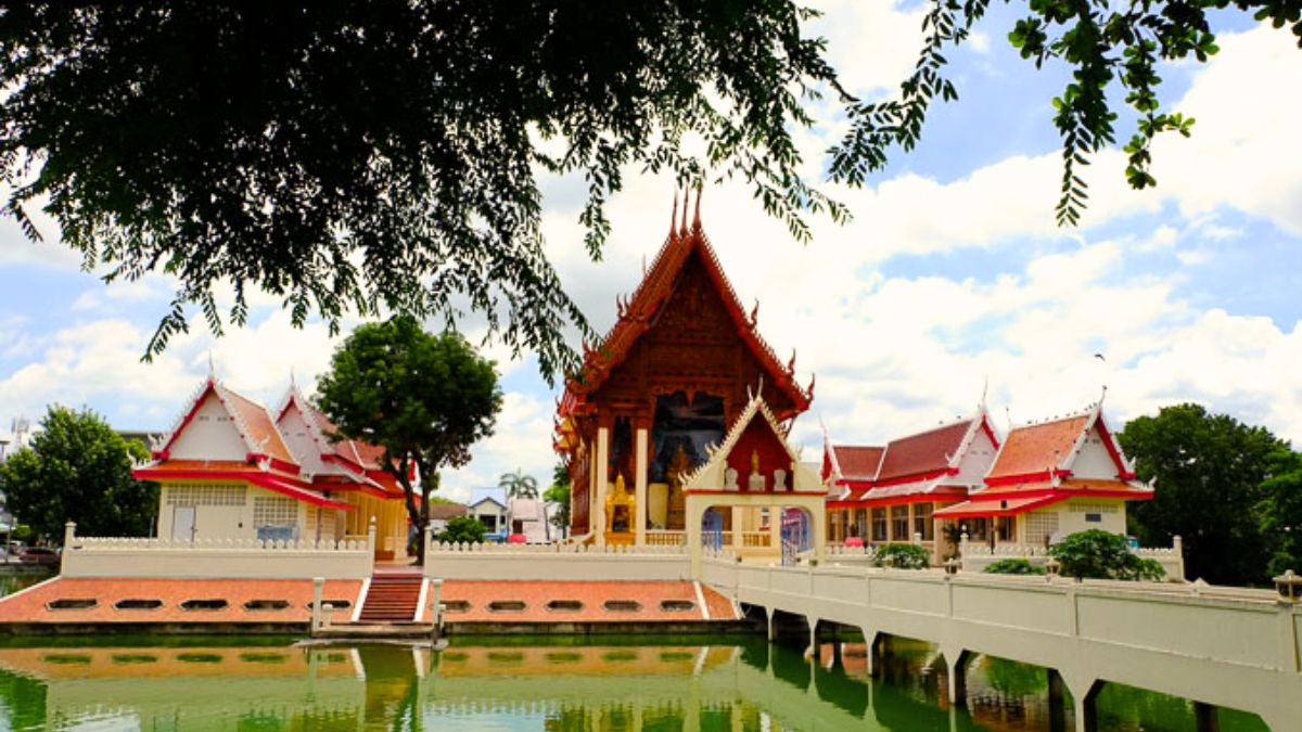 Wat Phra Narai Maharat