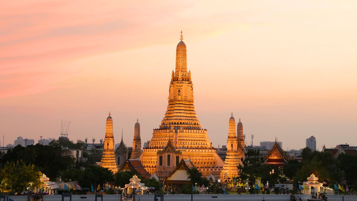 Wat Arun Ratchawararam Historical Significance